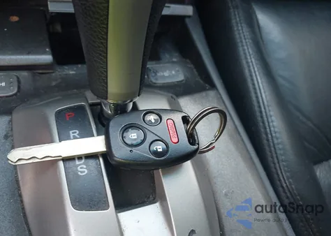 2011 Honda Accord 3.5 Ex-L z USA, uszkodzony, nr VIN 1HGCS2B85BA008535